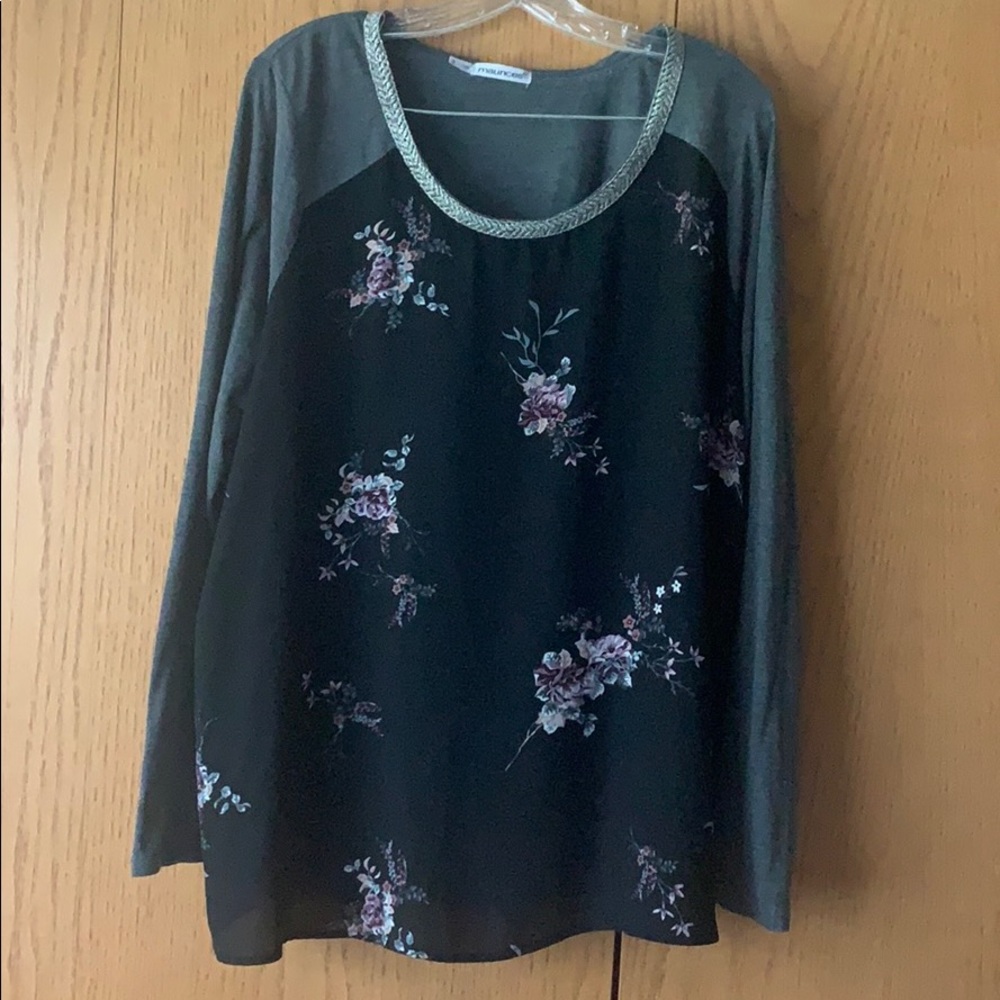 Maurice’s Long Sleeve Floral Flowy Shirt Size 2
